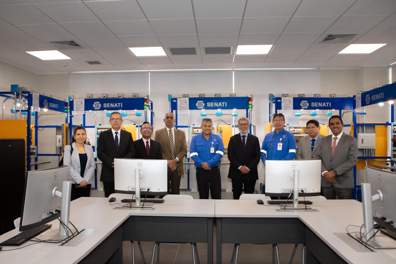 inauguracion local Senati 1