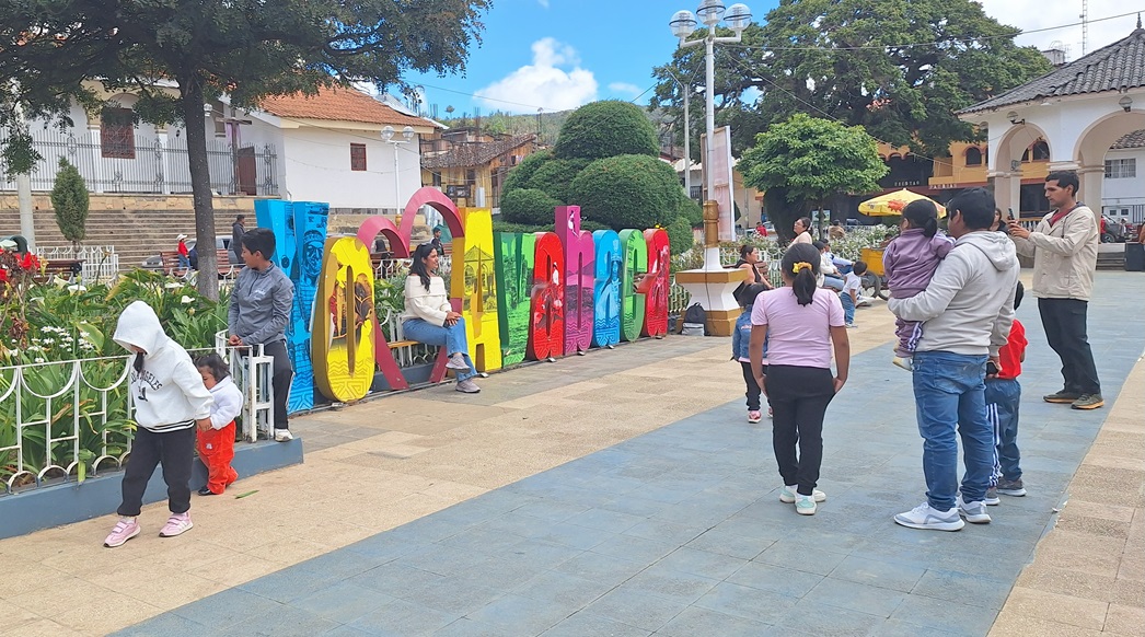 Visita Ayabaca 28092025 05