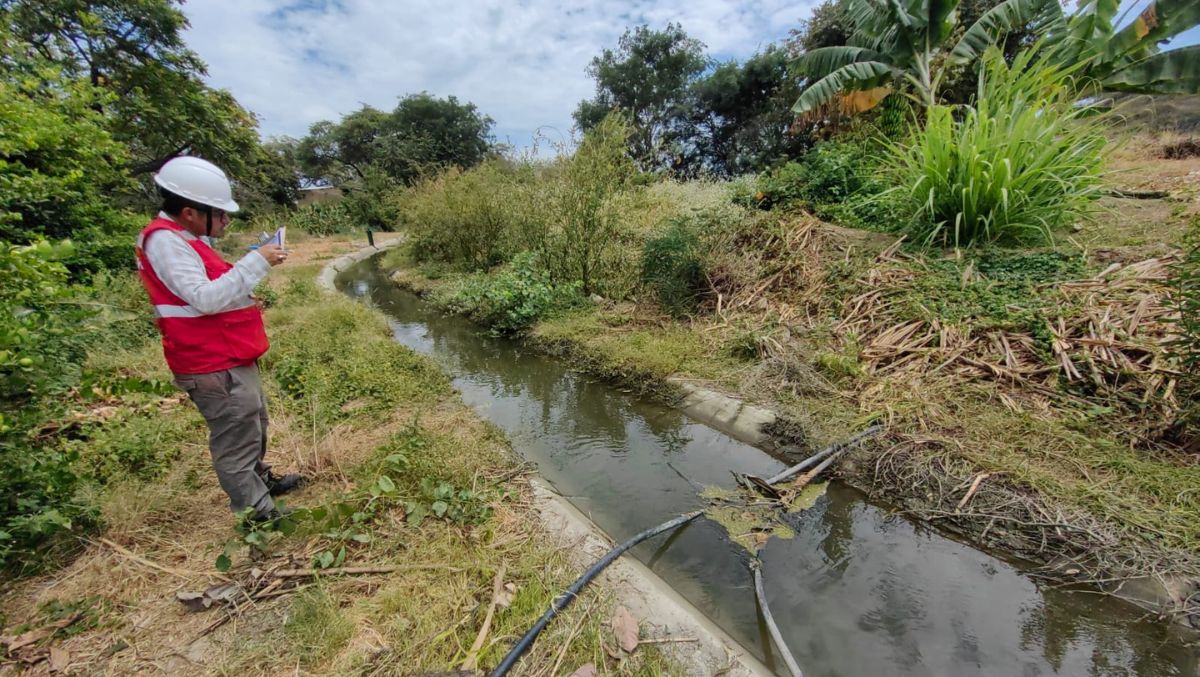 canal de riego Cerrito1