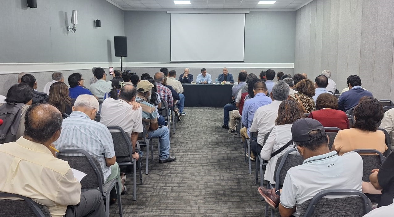 Pedro Salinas Chacaltana en Piura
