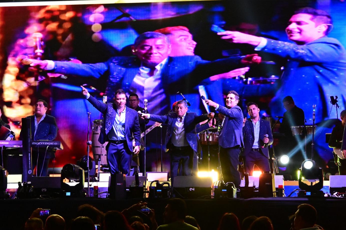 artistas invitados2