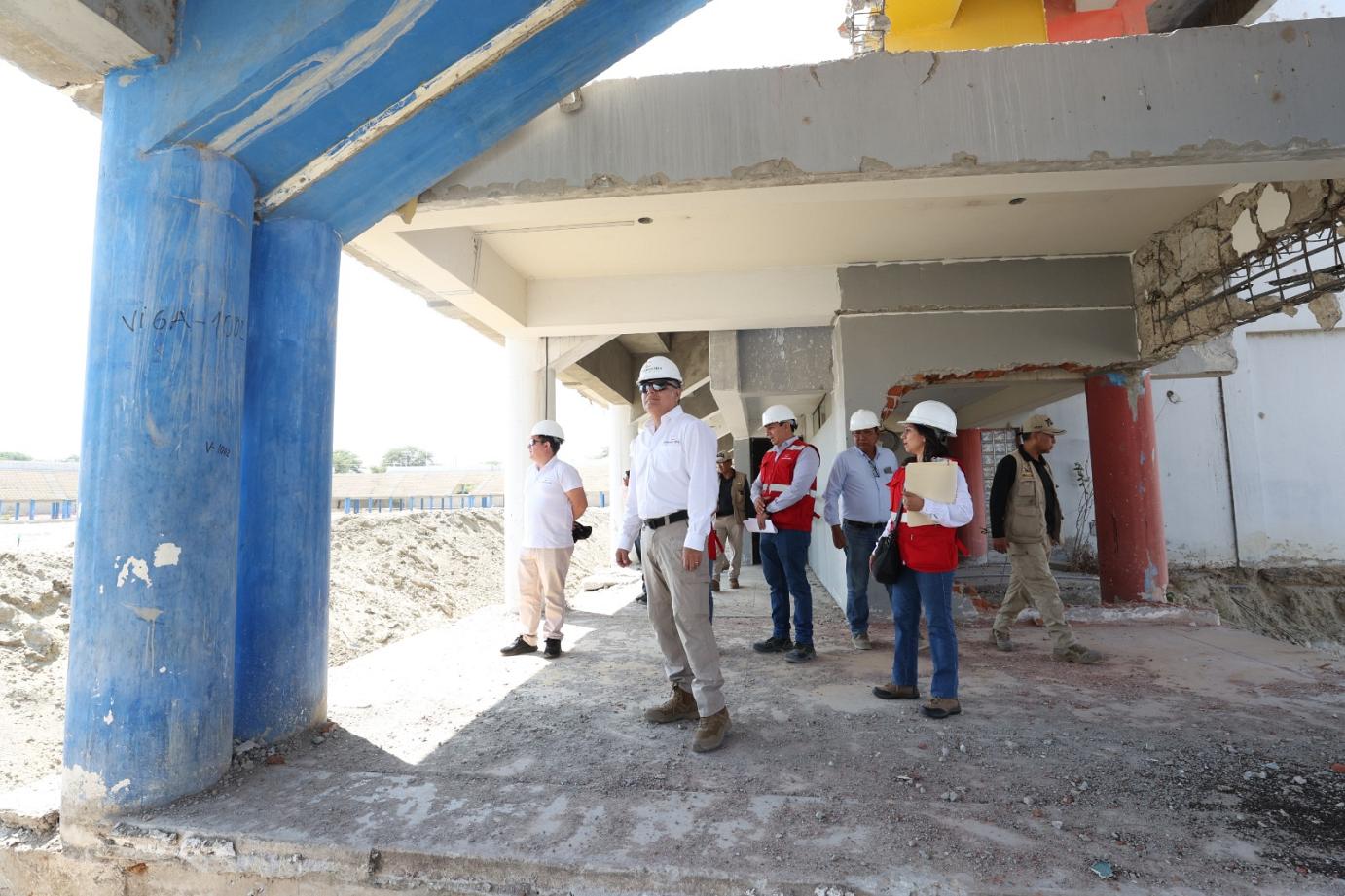 contralor en Miguel Grau