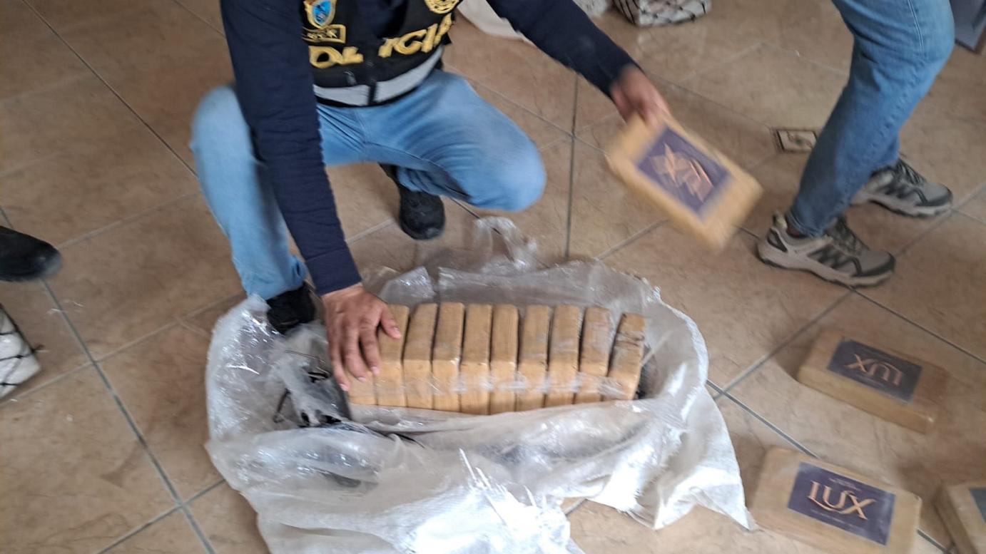 droga incautada en Piura 2
