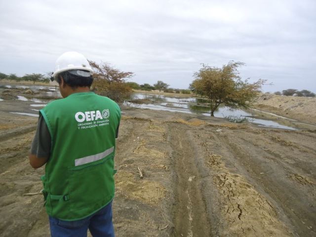 oefa verifica vertimiento aguas bahia paita1