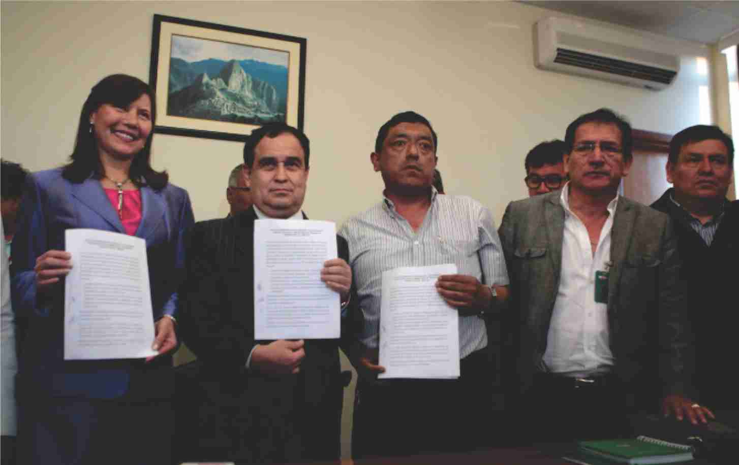 trabajadores de essalud