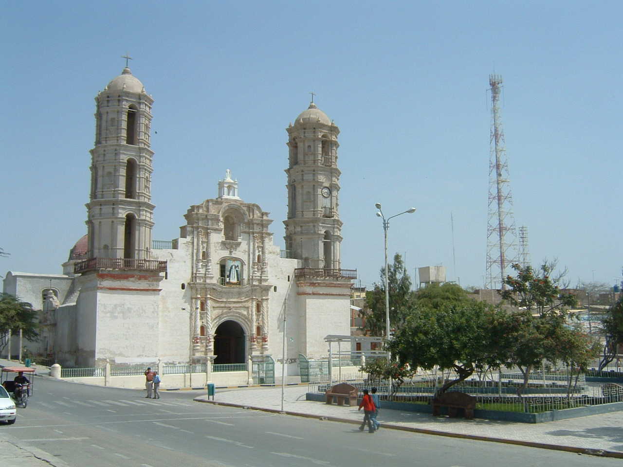 sechura plaza