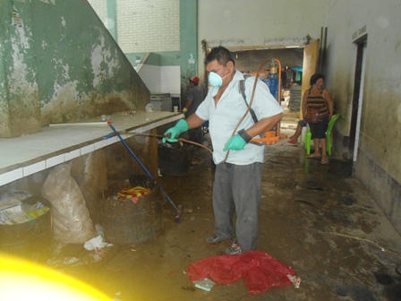 fumigaran mercado tambogrande