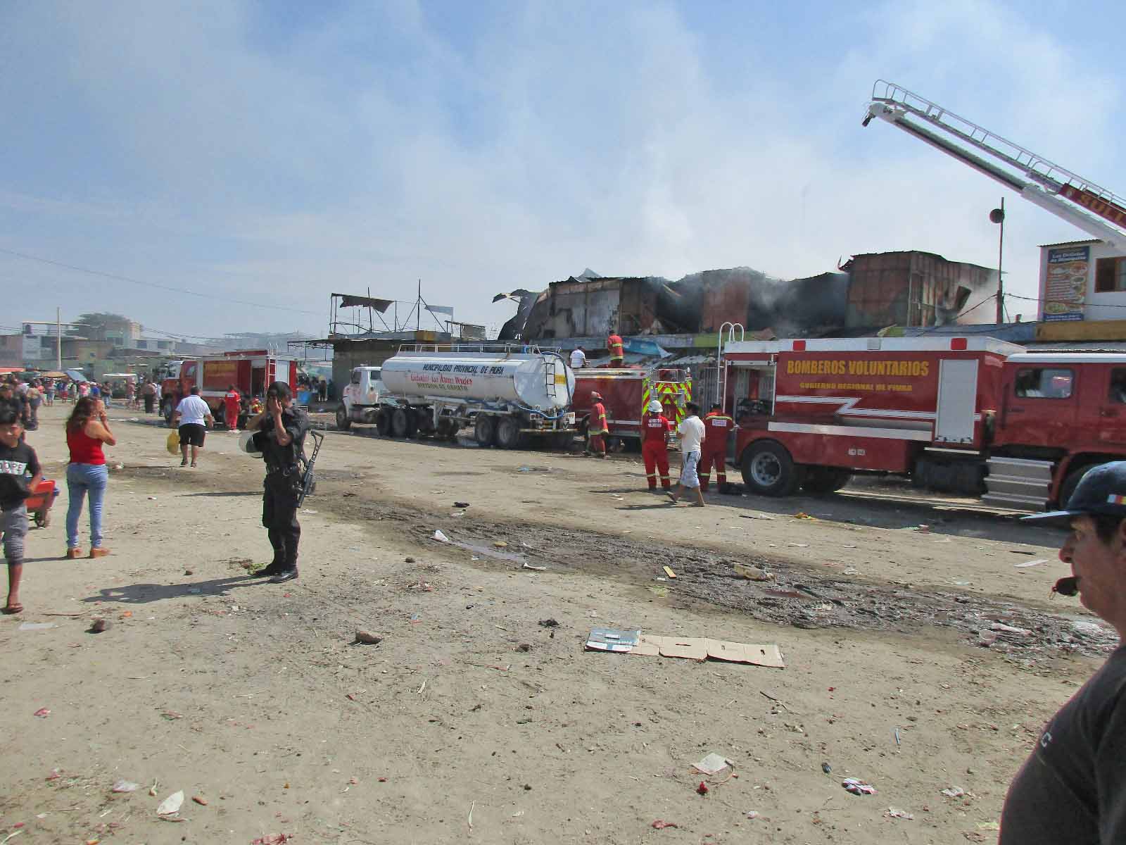 incendio mercado piura3