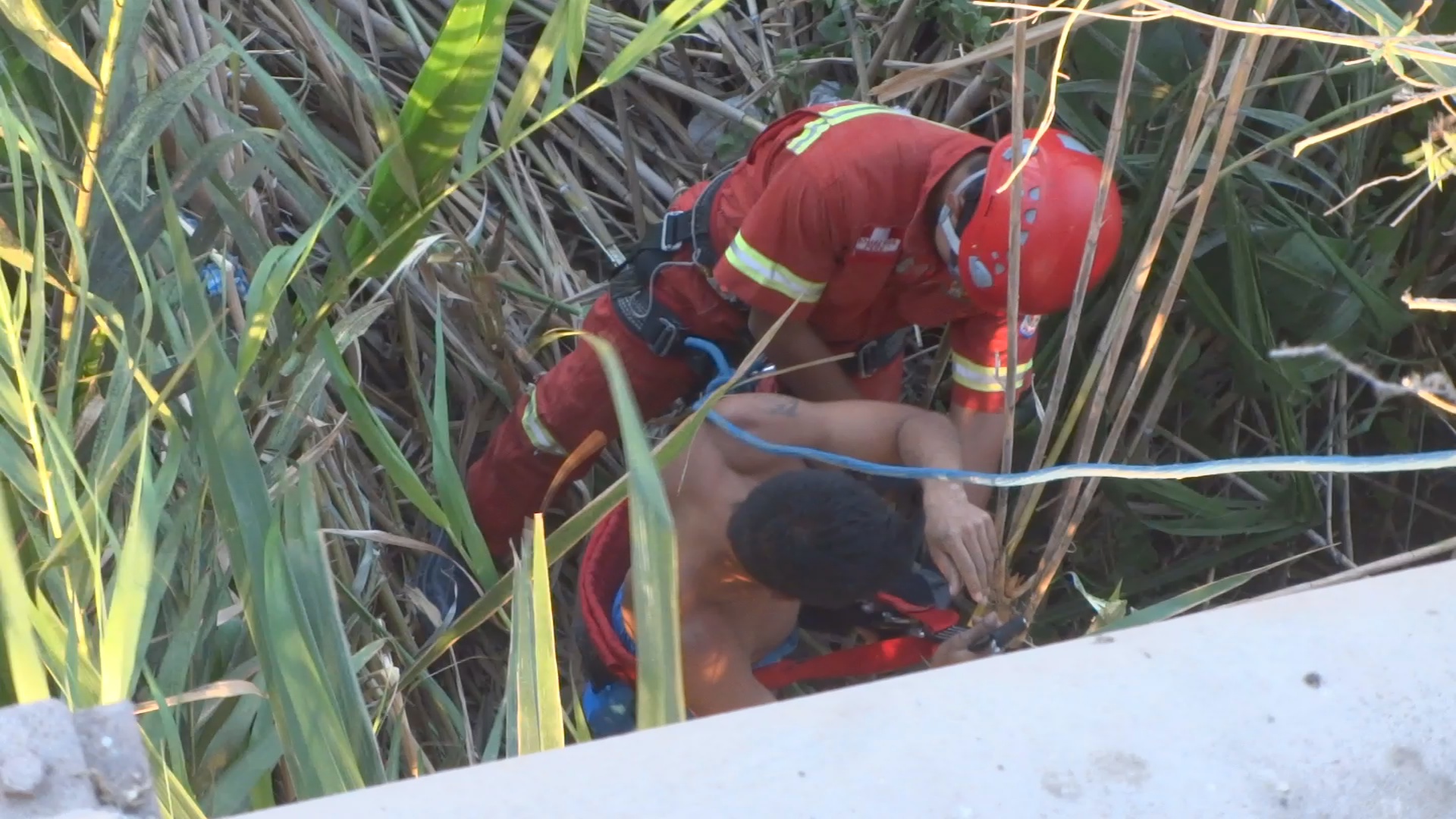 bomberos salvan1