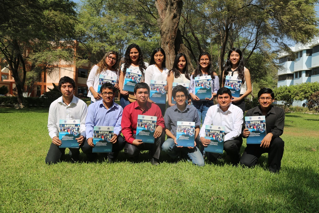 Universitarios Mexico01