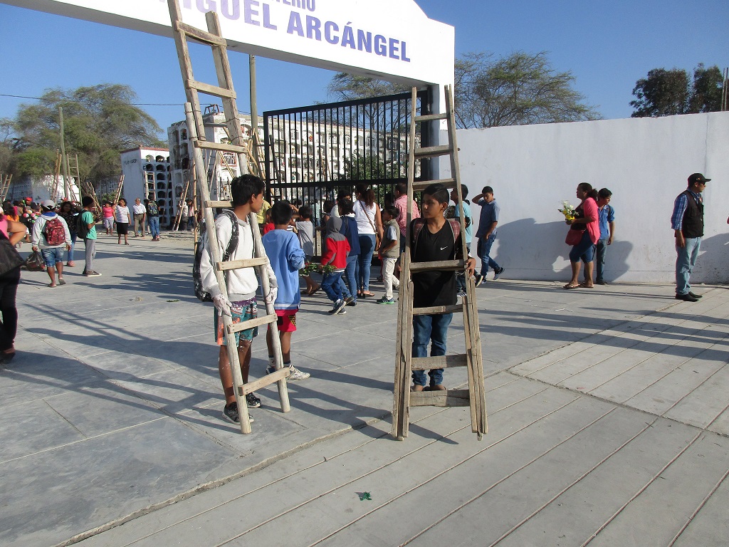 Cementerio Piura02