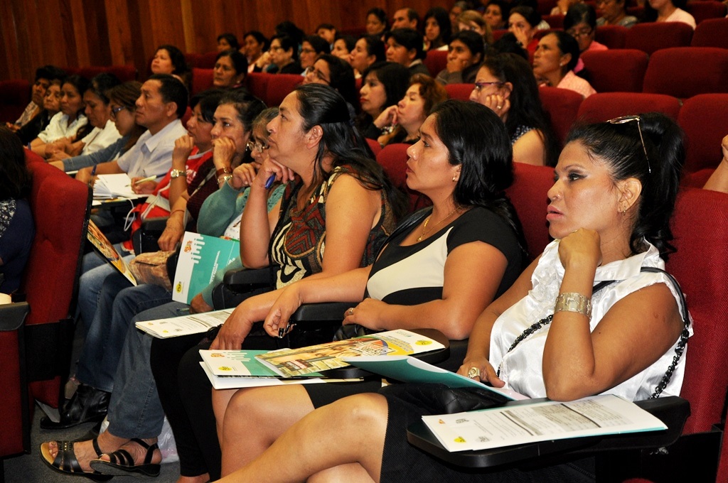 Congreso Mujer Piura01