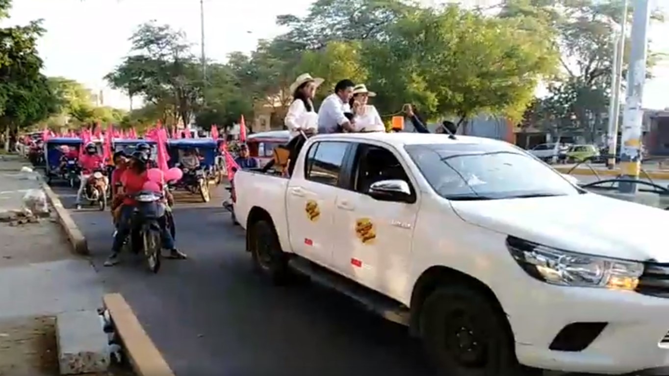 Santiago Paz López cerro campaña en Piura