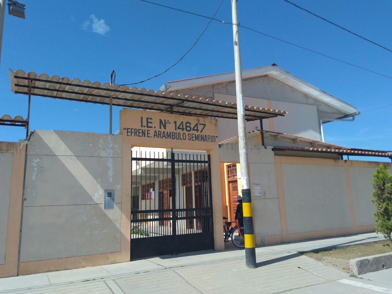 Colegio Efren Arambulo