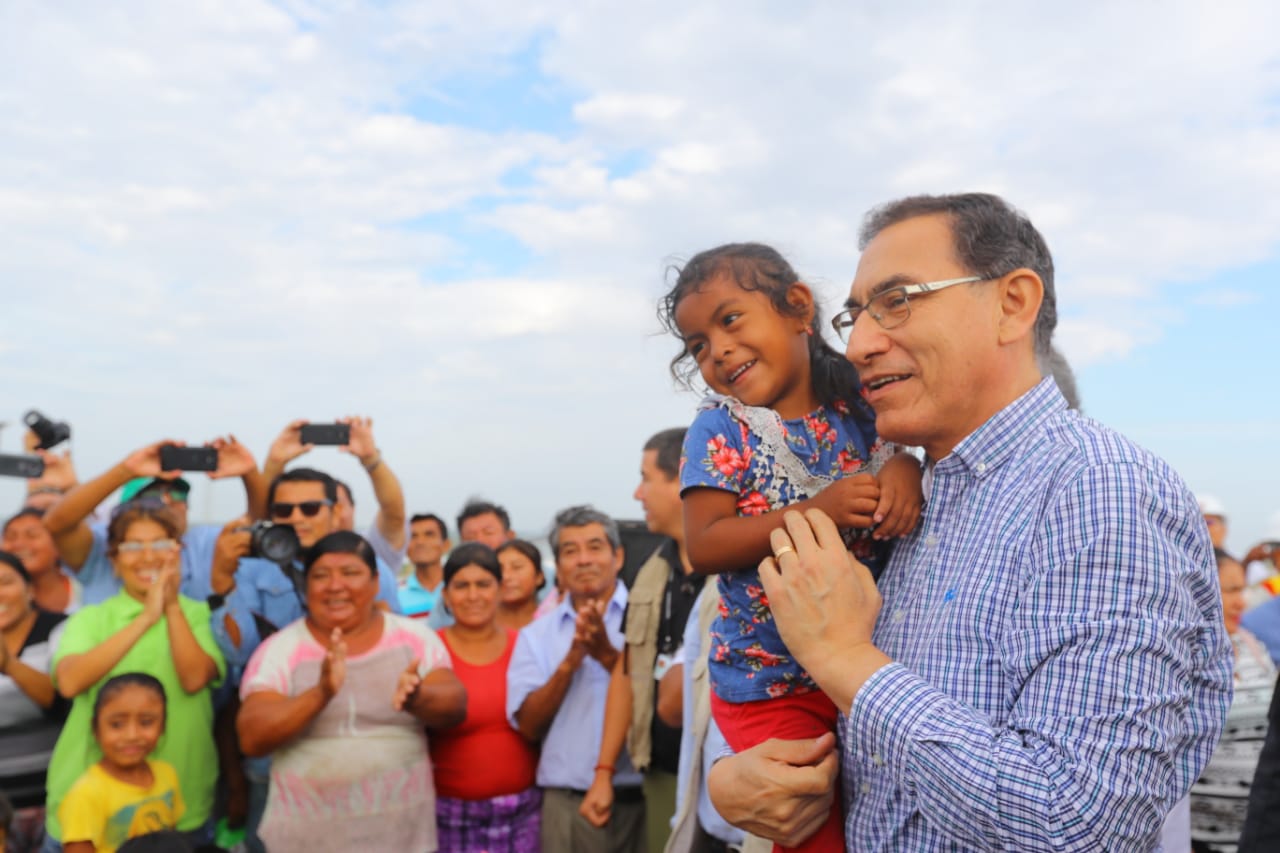 Martin Vizcarra Visita Piura02