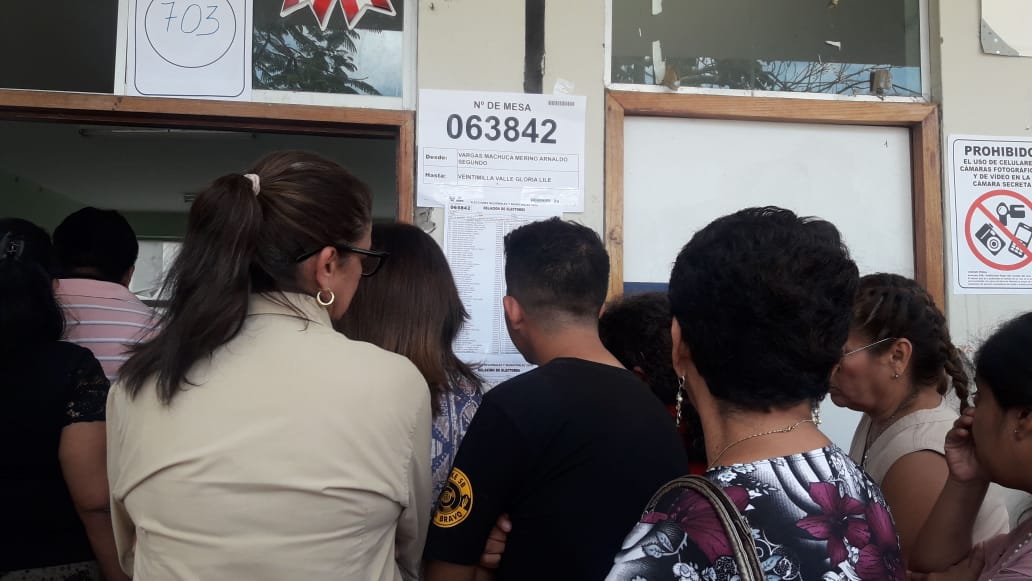 Distribución de votantes estaba fallida en Colegio San Miguel de Piura