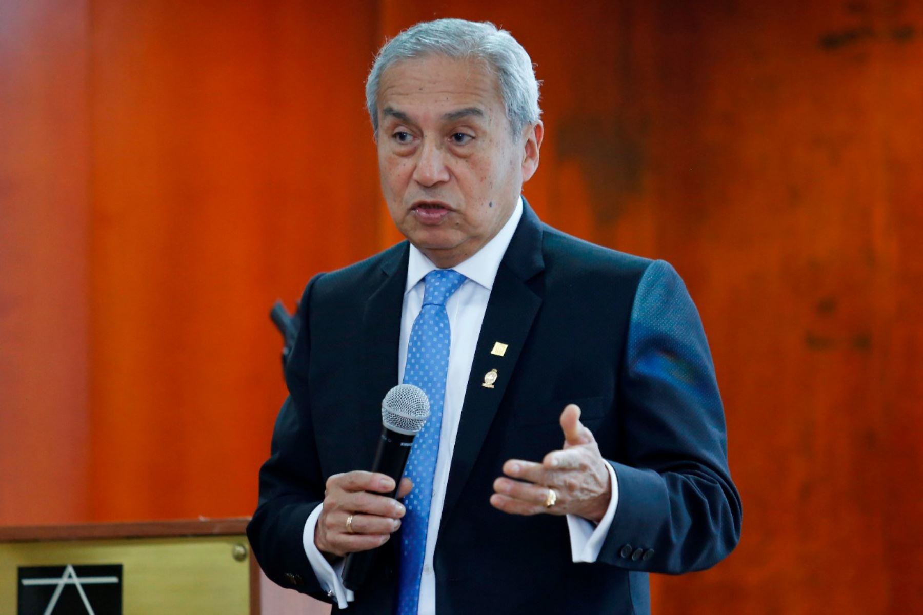Instan a Fiscal de la Nación Pedro Chávarry adopte decisión