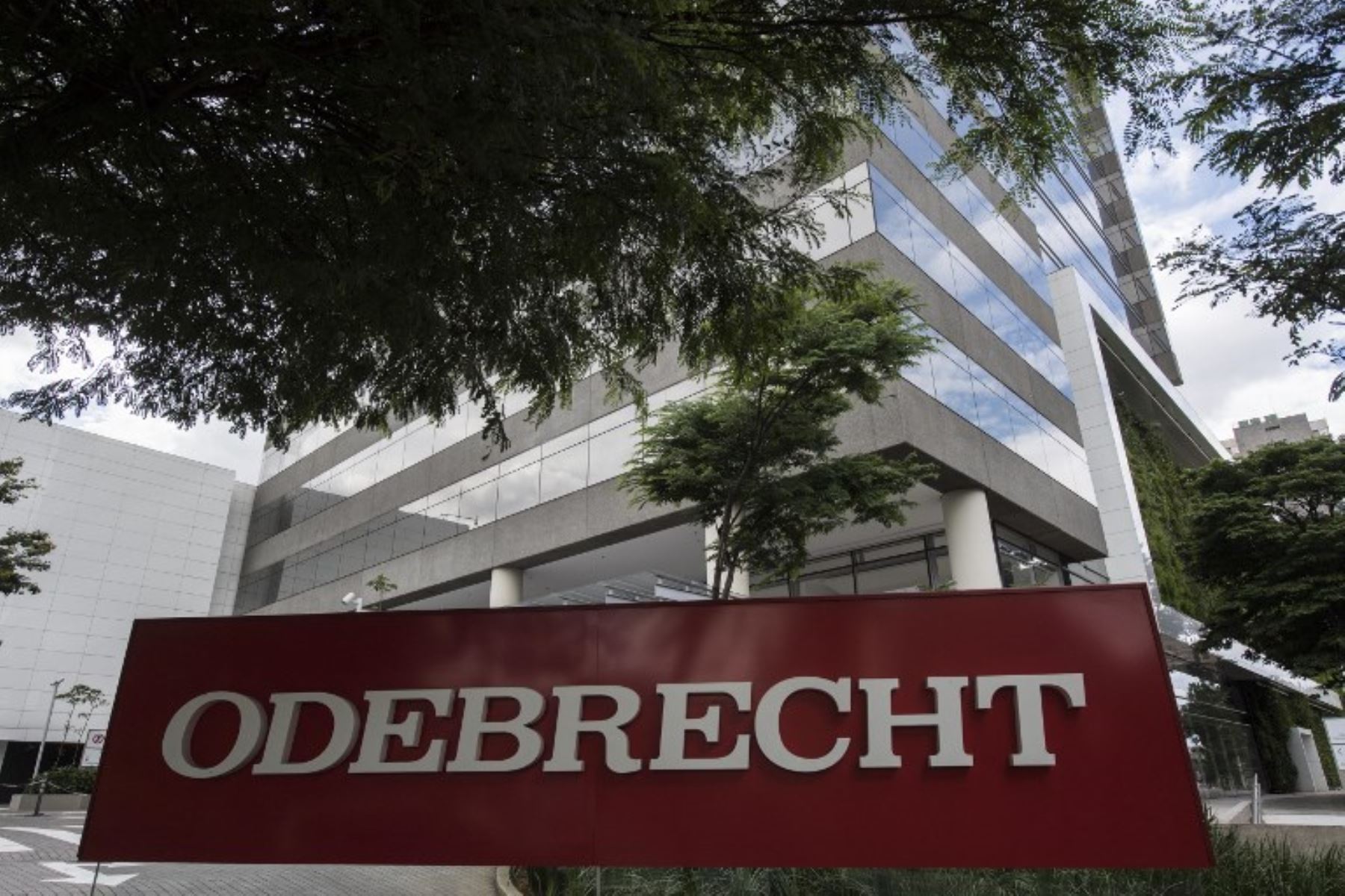 odebrech 1