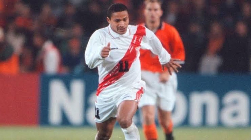 Carlos 'Kukin' Flores, un habilidoso jugador peruano