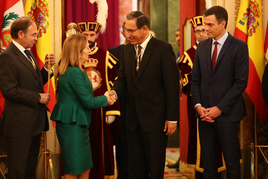 Martin Vizcarra y presidente español Pablo Sánchez