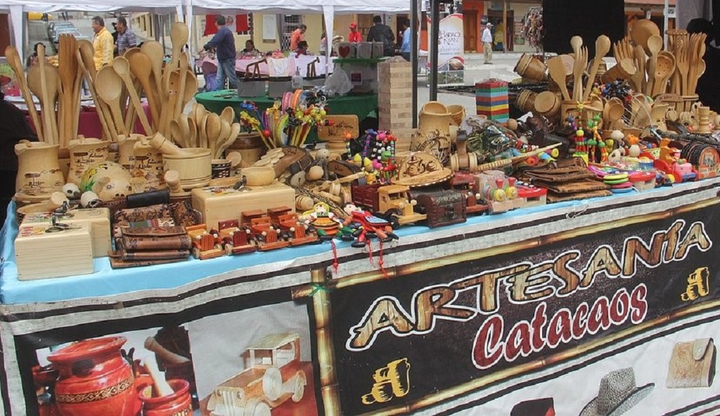 Piura Feria Artesanal Por Aniversario Patrio Se Realiza En Catacaos