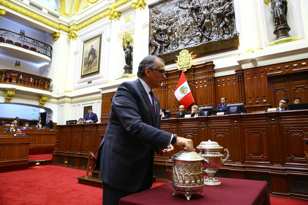 Pedro Olaechea fue elegido presidente del Congreso periodo 2019-2020