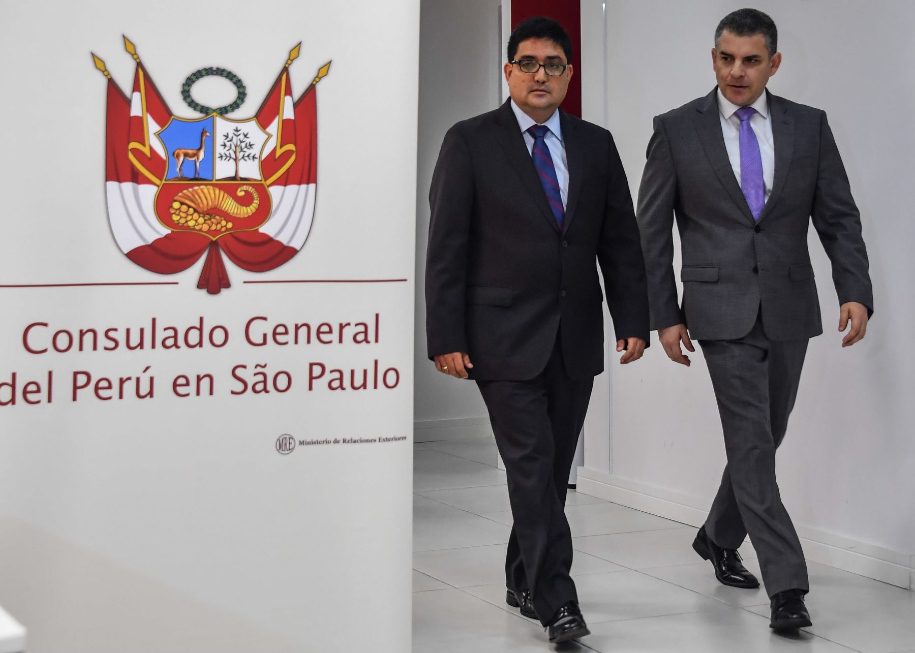 Rafael Vela y Procurador