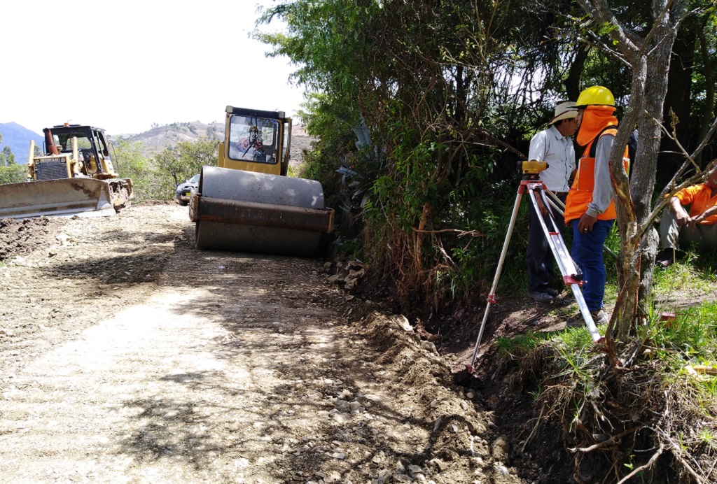 Construirán carretera que unirá Chulucanas con distrito de Frías 