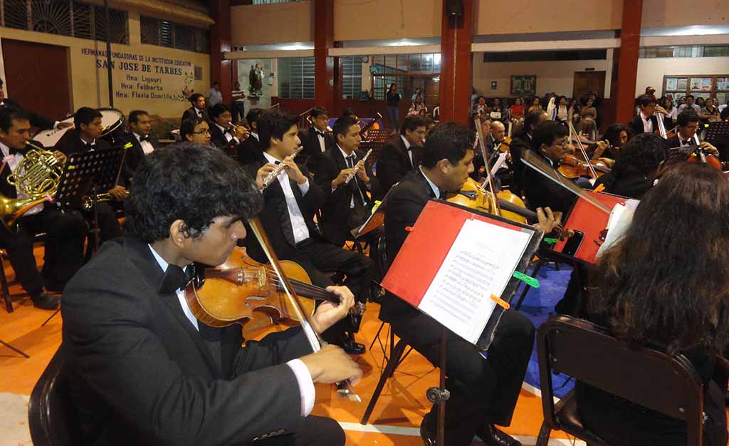 Orquesta Sinfonica Municipal de Piura 1