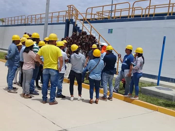 Estudiantes de la Universidad Nacional de Piura visitan Planta de Curumuy