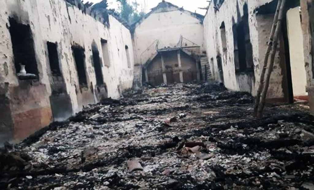 iglesia chocan ayabaca convertida en cenizas 2