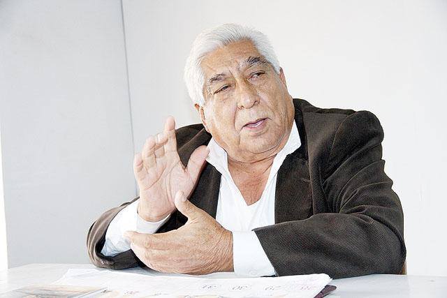 Cesar Trelles Lara gana las elecciones en el partido aprista peruano