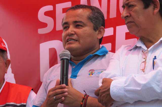 Alcalde Jose Aguilar 1