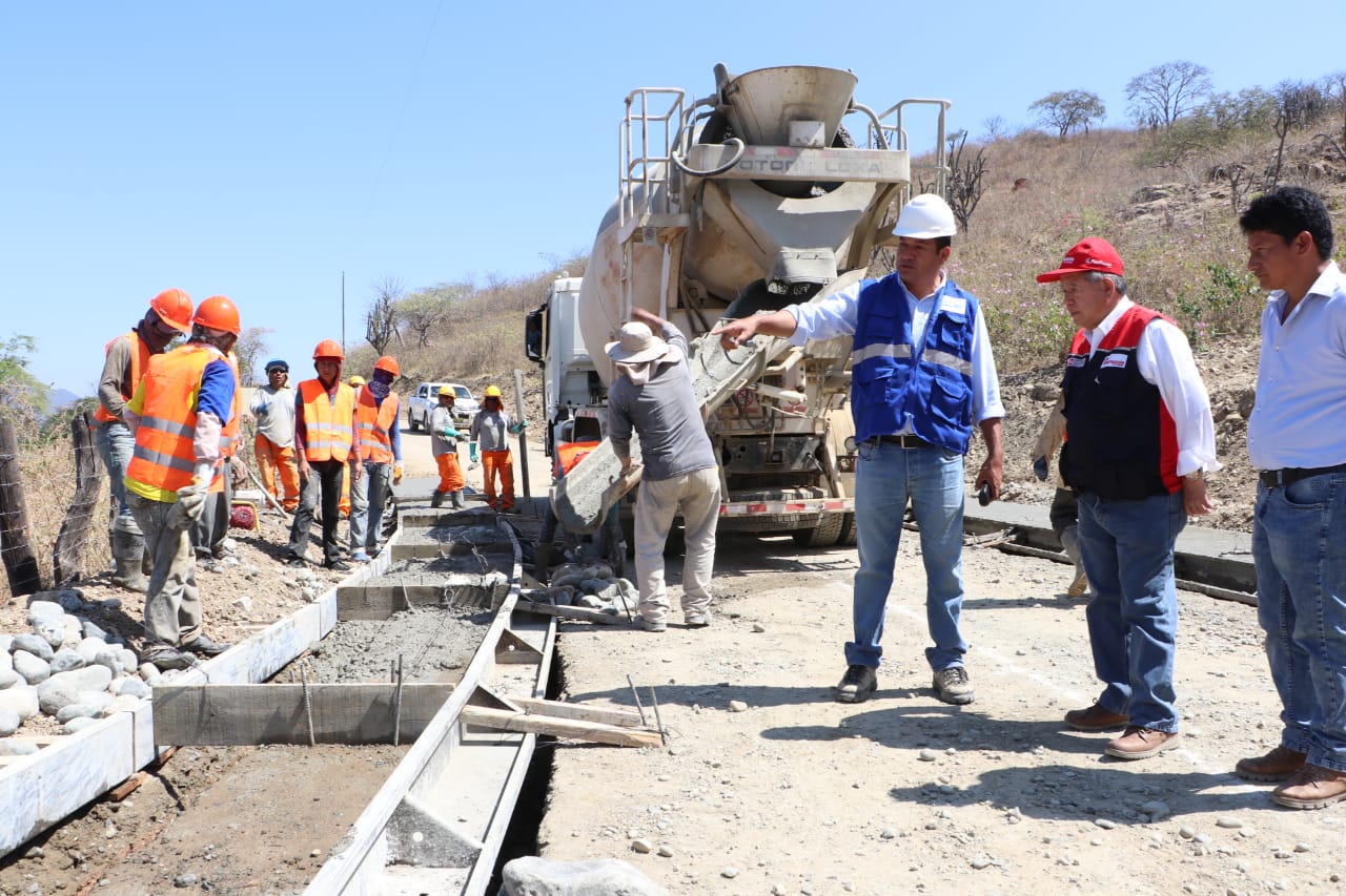 Nelson Chui verifica avances de la reconstrucción en distritos de Ayabaca