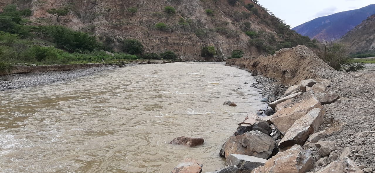 Culmina servicio de encauzamiento del río Huancabamba en Mandorcillo