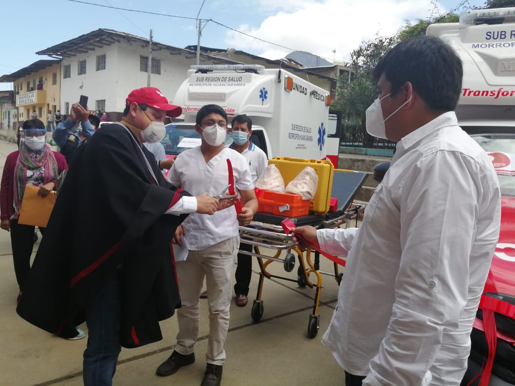 Gobierno Regional entrega ambulancias para distritos de la sierra piurana