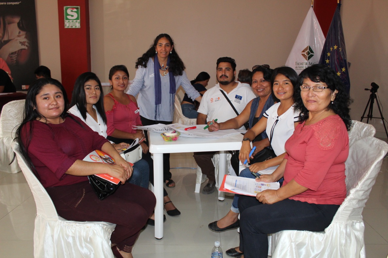 Culmina diplomado de Escuela Mayor | Fotografía referencial