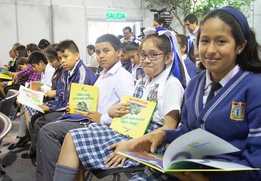 Escolares y profesores de 16 regiones presentaron obras al concurso de cuentos Ositran
