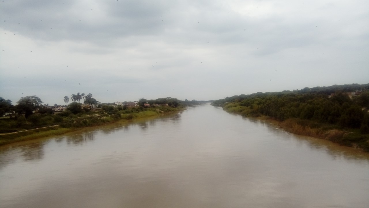 Rio Piura creciente