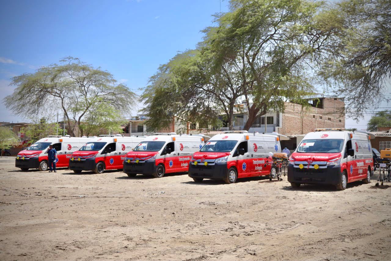 Entrega ambulancias Piura 3