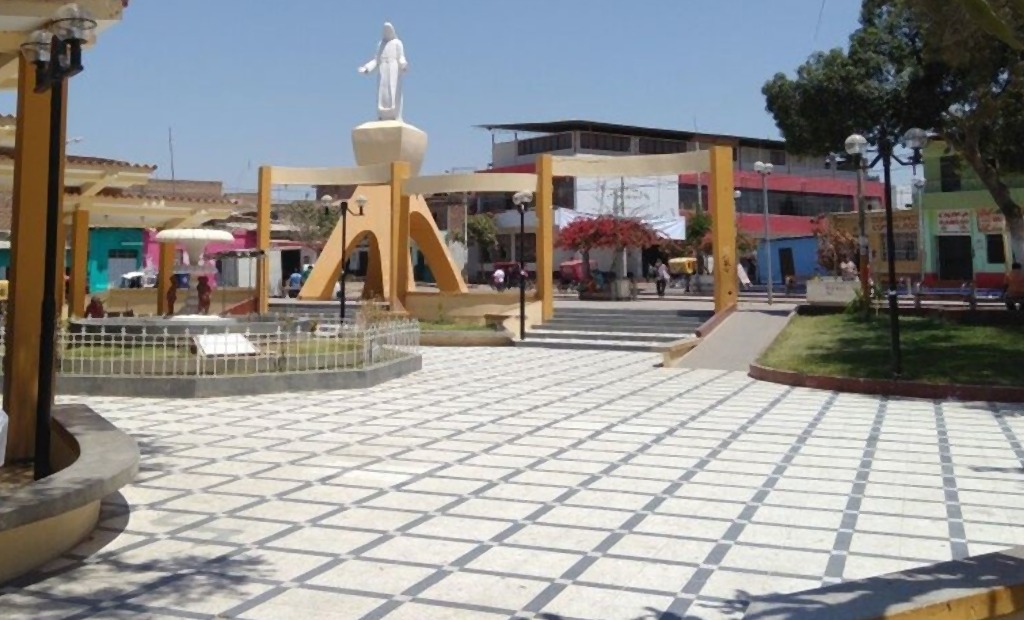Plaza de Armas del distrito de Bellavista en Sullana