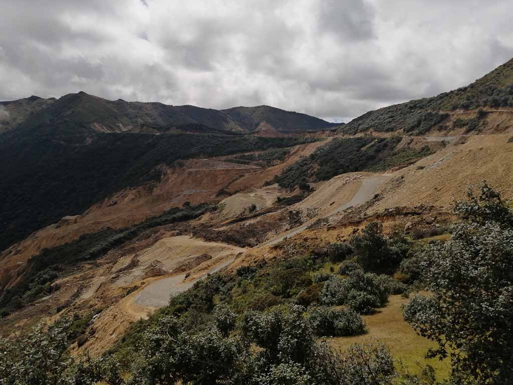 Obra carretera a Huancabamba 2