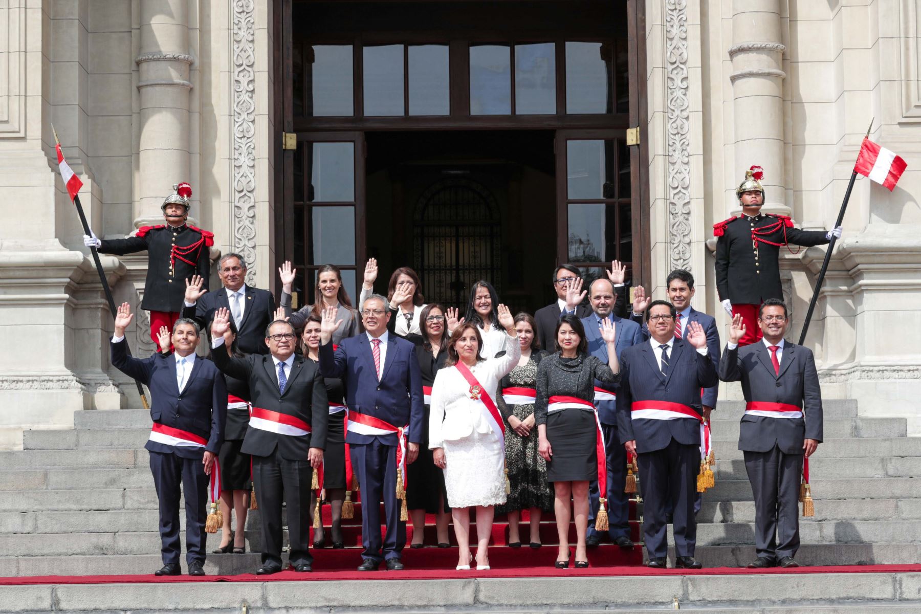 Juramento nuevo Consejo de Ministros 1