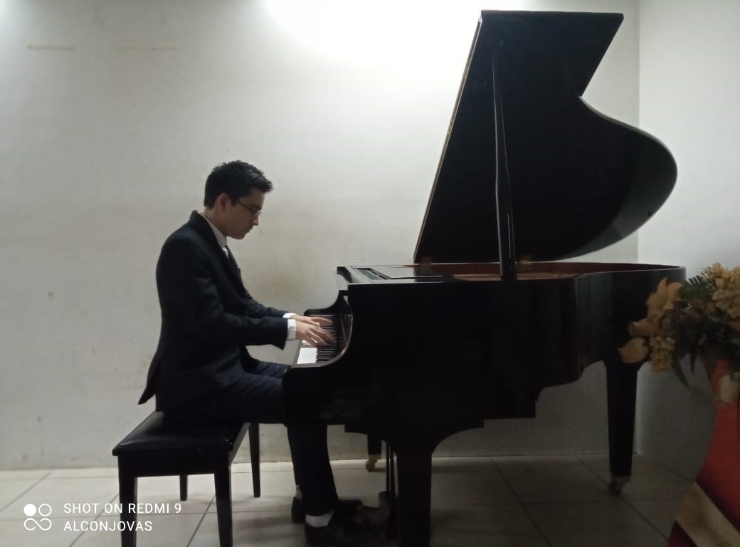 Pianista Sebastian Guerrero participará en certamen