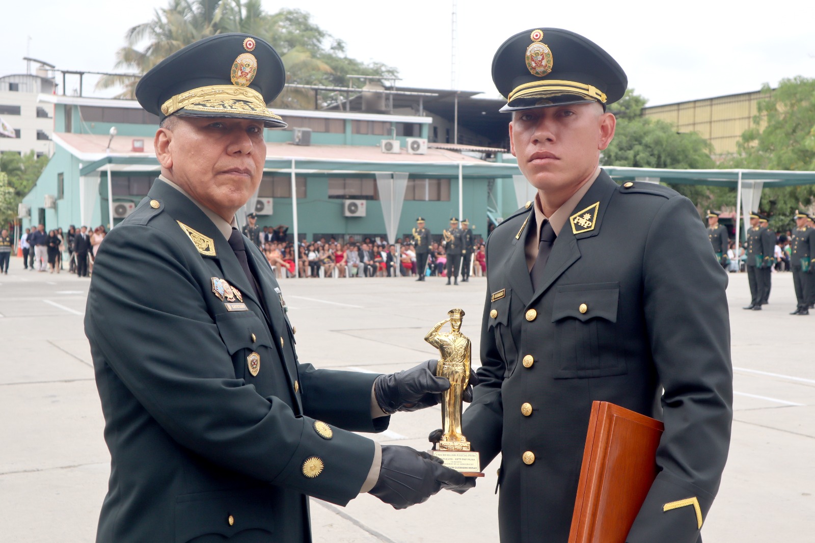 Policias Piura 06