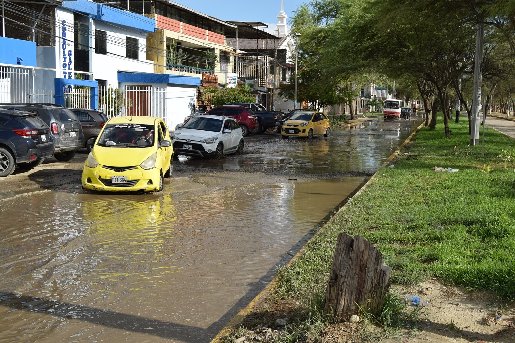 Avenida Guillermo Arizola construida tras el desastre del 2017