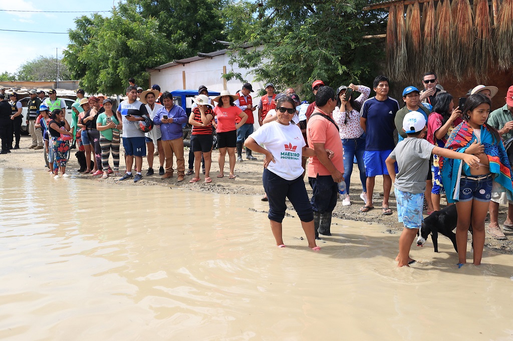 Población damnificada tras lluvias del 2023 en ciudad de Piura