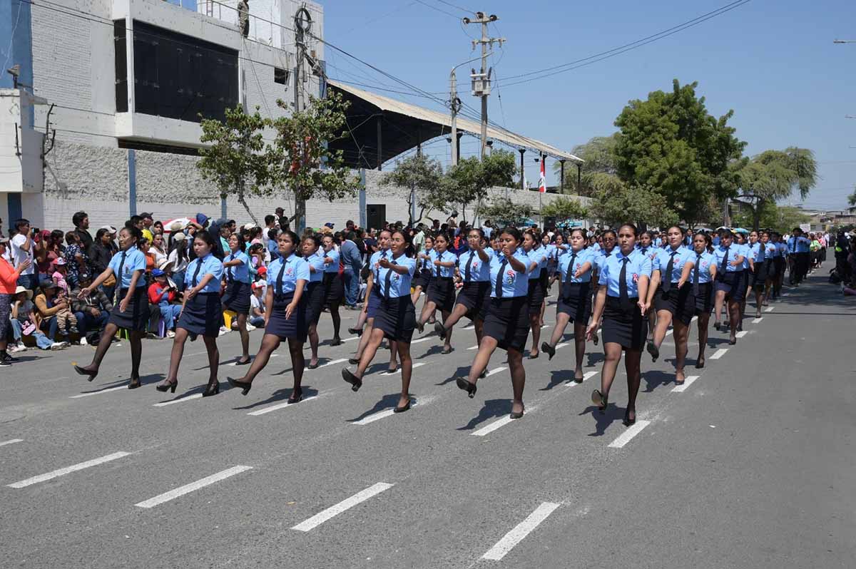 desfile escolar regional 1