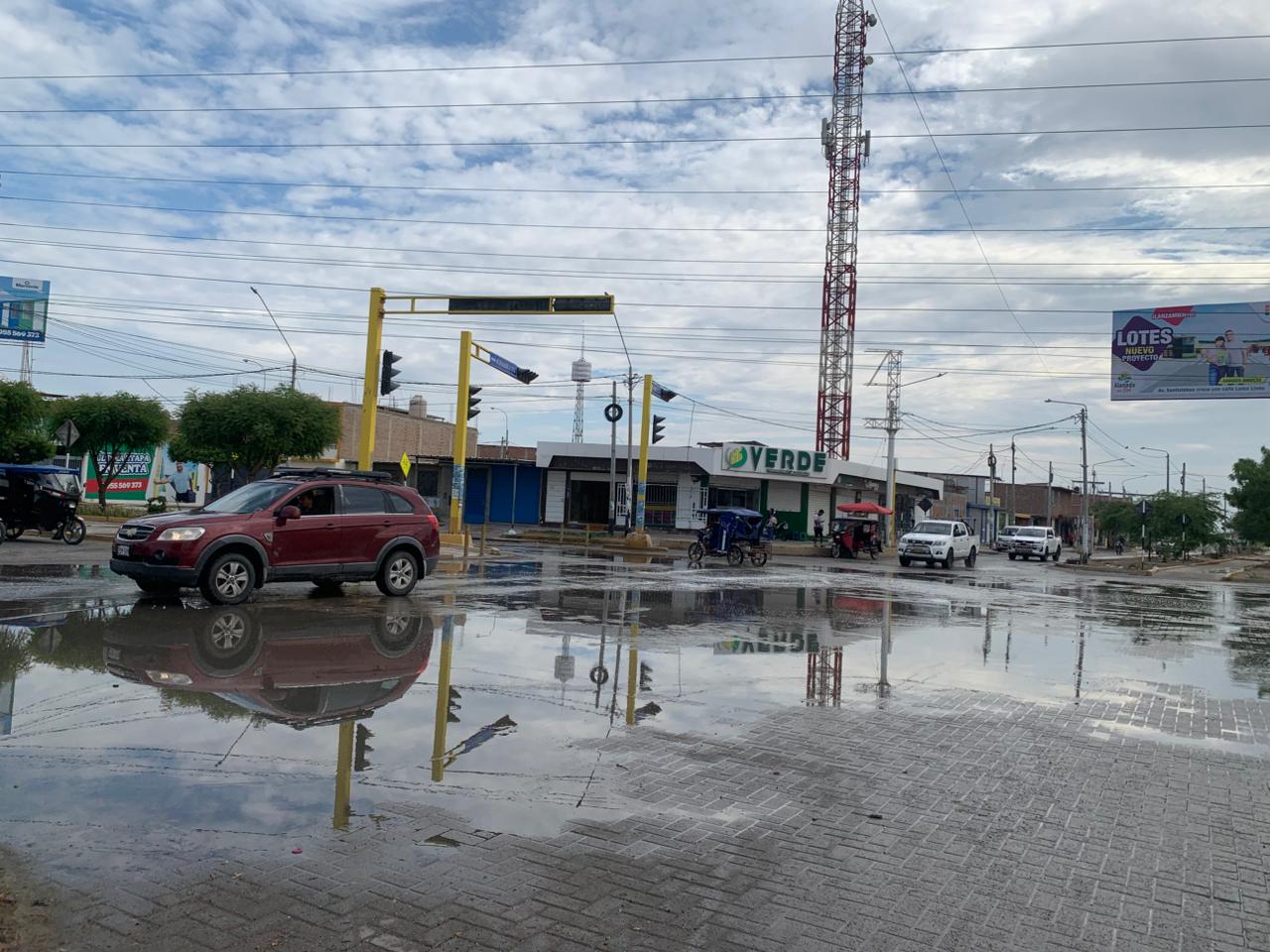 Calles anegadas con pequeña lluvia | Imágenes Senamhi