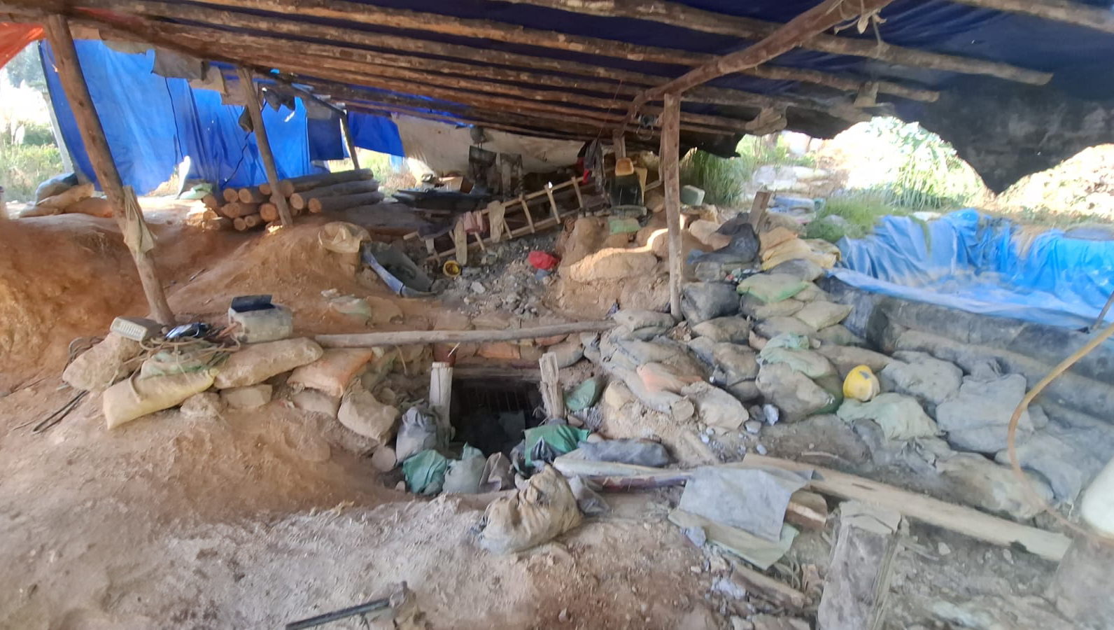 destruyen campamentos 4
